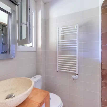 Villa Charming Villa In Poggio Mezzana Near Beach