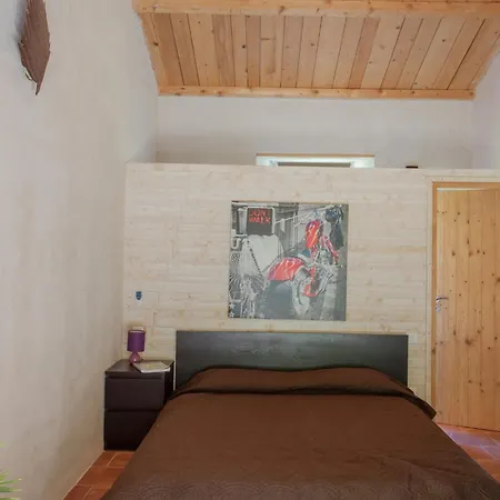 Charming Villa In Poggio Mezzana Near Beach