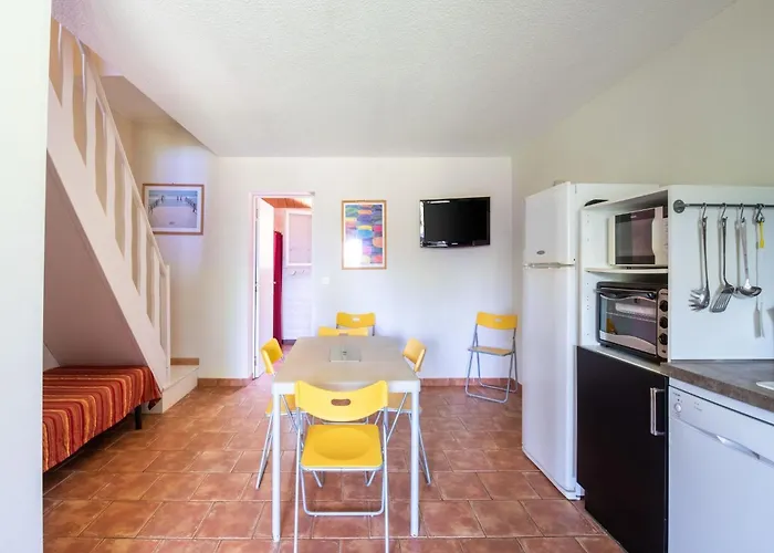 فيلة Charming Villa In Poggio Mezzana Near Beach سانتا لوسيا دى مورياني